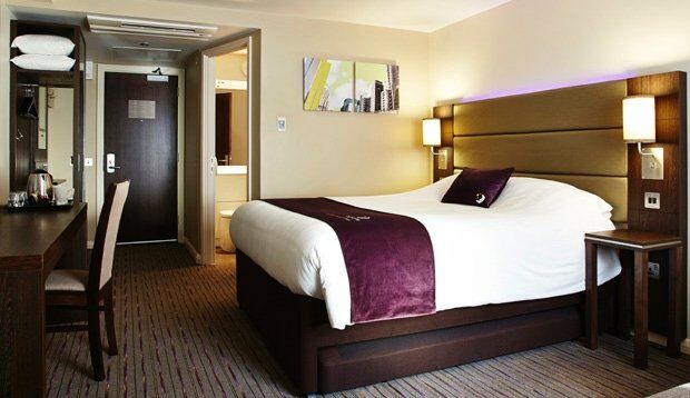 Premier Inn Merthyr Tydfil Exterior foto